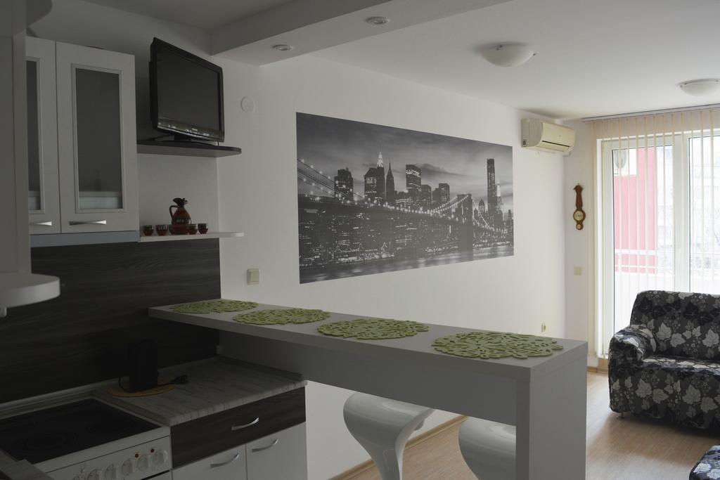 Apartment Gergana Kranevo Esterno foto